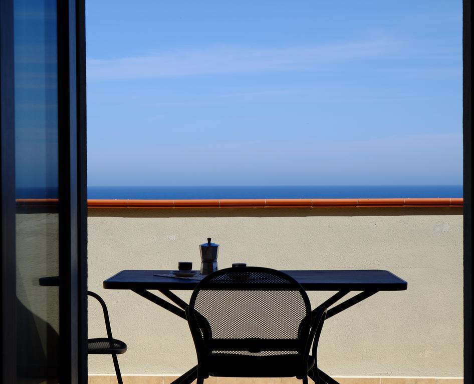 Case Vacanza Villa Doria Валледория Номер фото