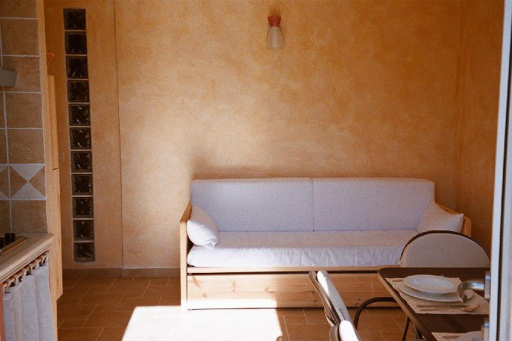 Case Vacanza Villa Doria Валледория Номер фото