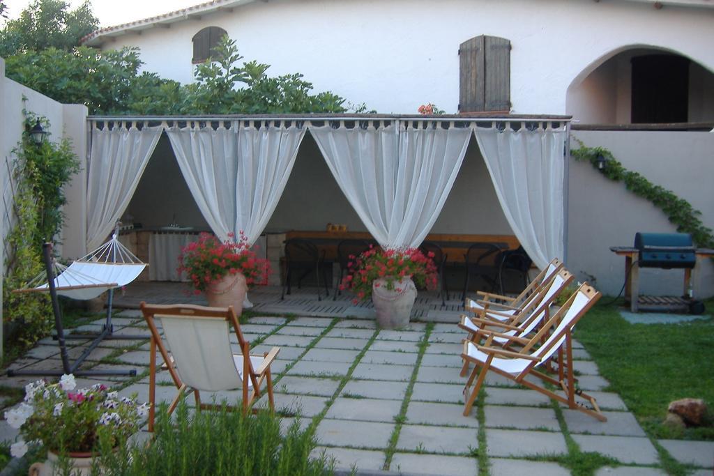 Case Vacanza Villa Doria Валледория Экстерьер фото